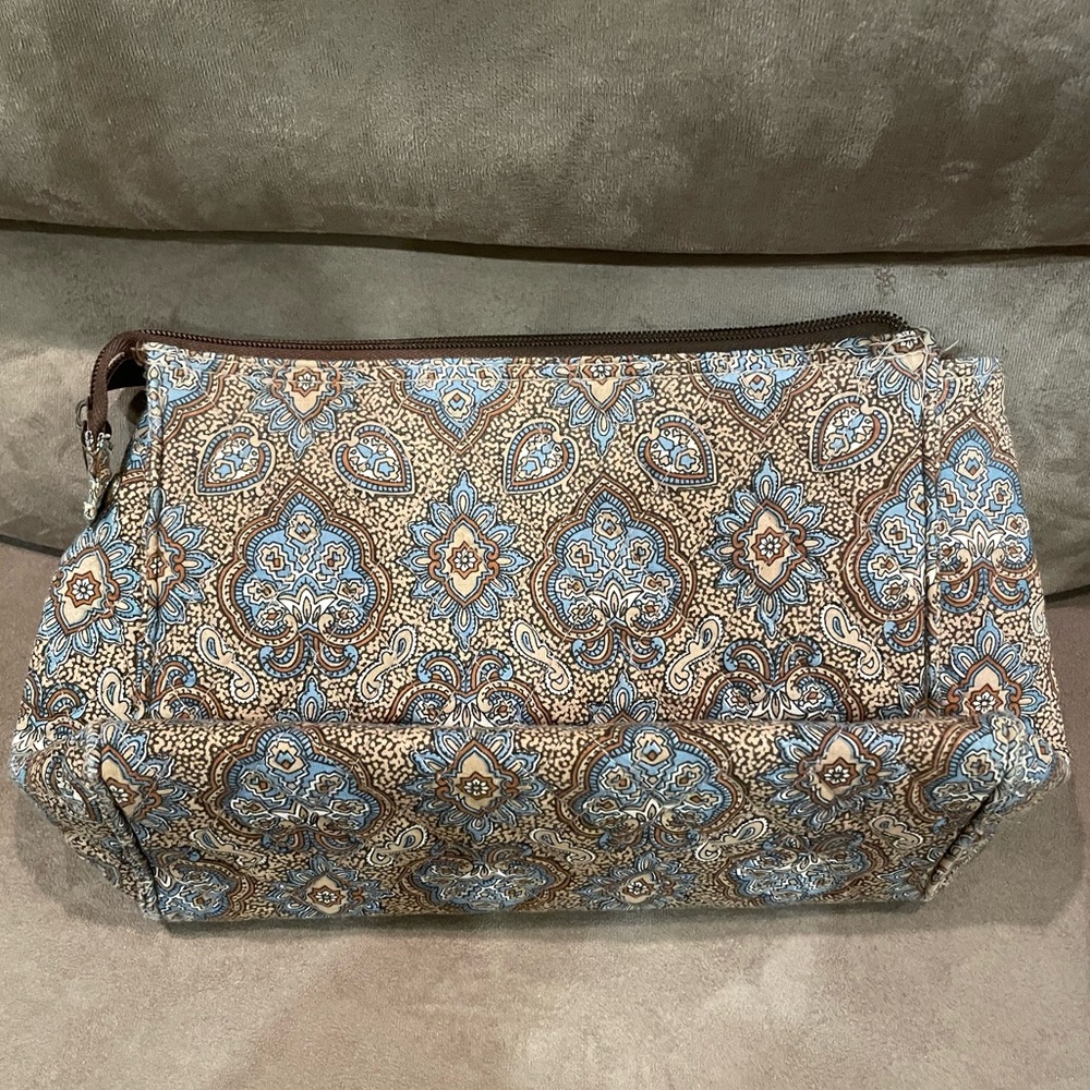 Vera Bradley makeup bag